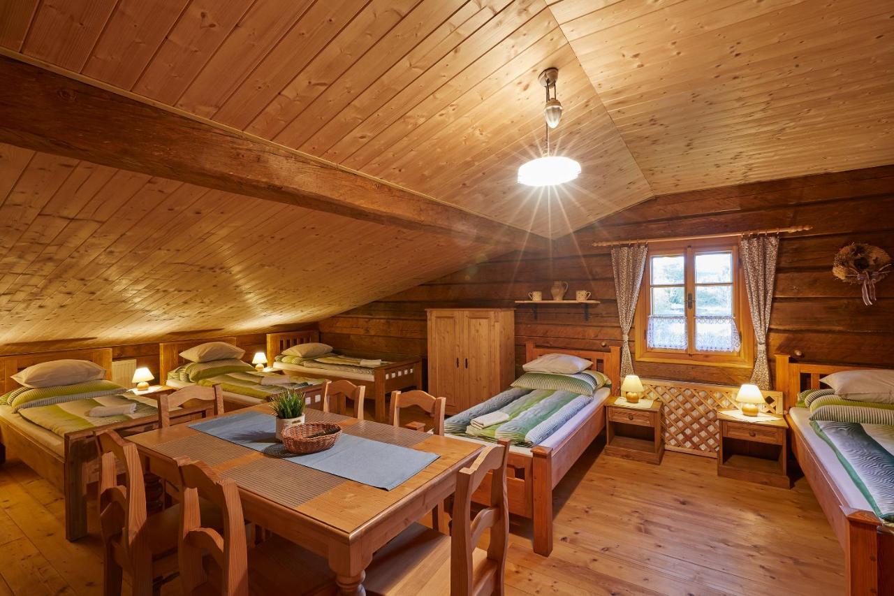 Hostal Volarská roubenka Volary Exterior foto